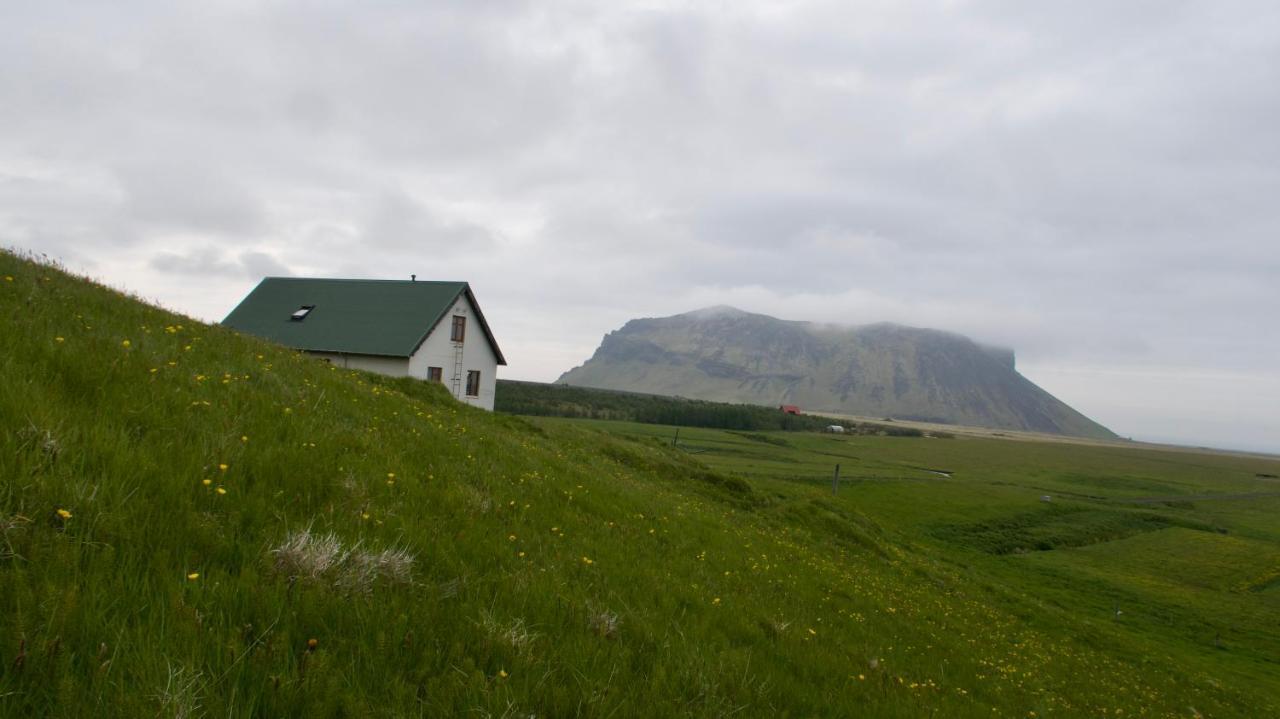 Eystri-Solheimar Hotell Vík Exteriör bild